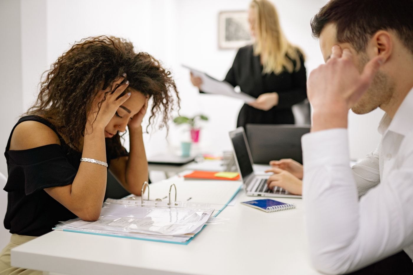 Burnout vs chronic fatigue: how to tell them apart